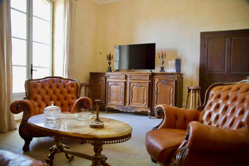 Chambres D'Hotes B&B - Chateau De Sienne Proche Avignon Orange Piscine Riviere Chusclan ภายนอก รูปภาพ